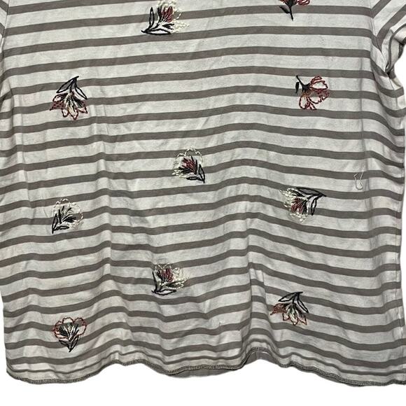Downeast Gray and White Striped Floral Embroidered T-Shirt - Picture 3 of 8